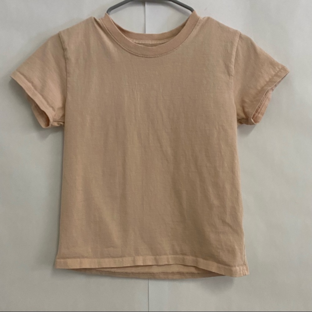 URBAN OUTFITTERS basic pink t-shirt